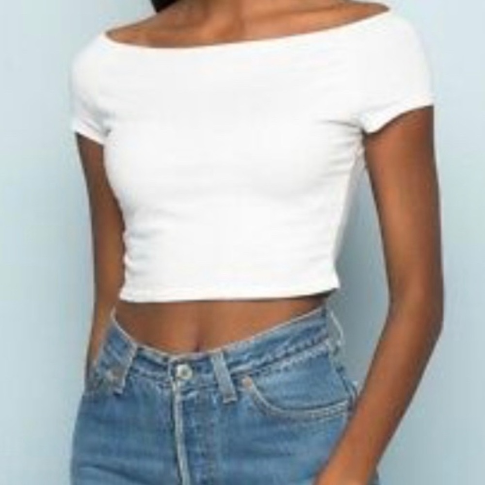 Brandy Melville white top